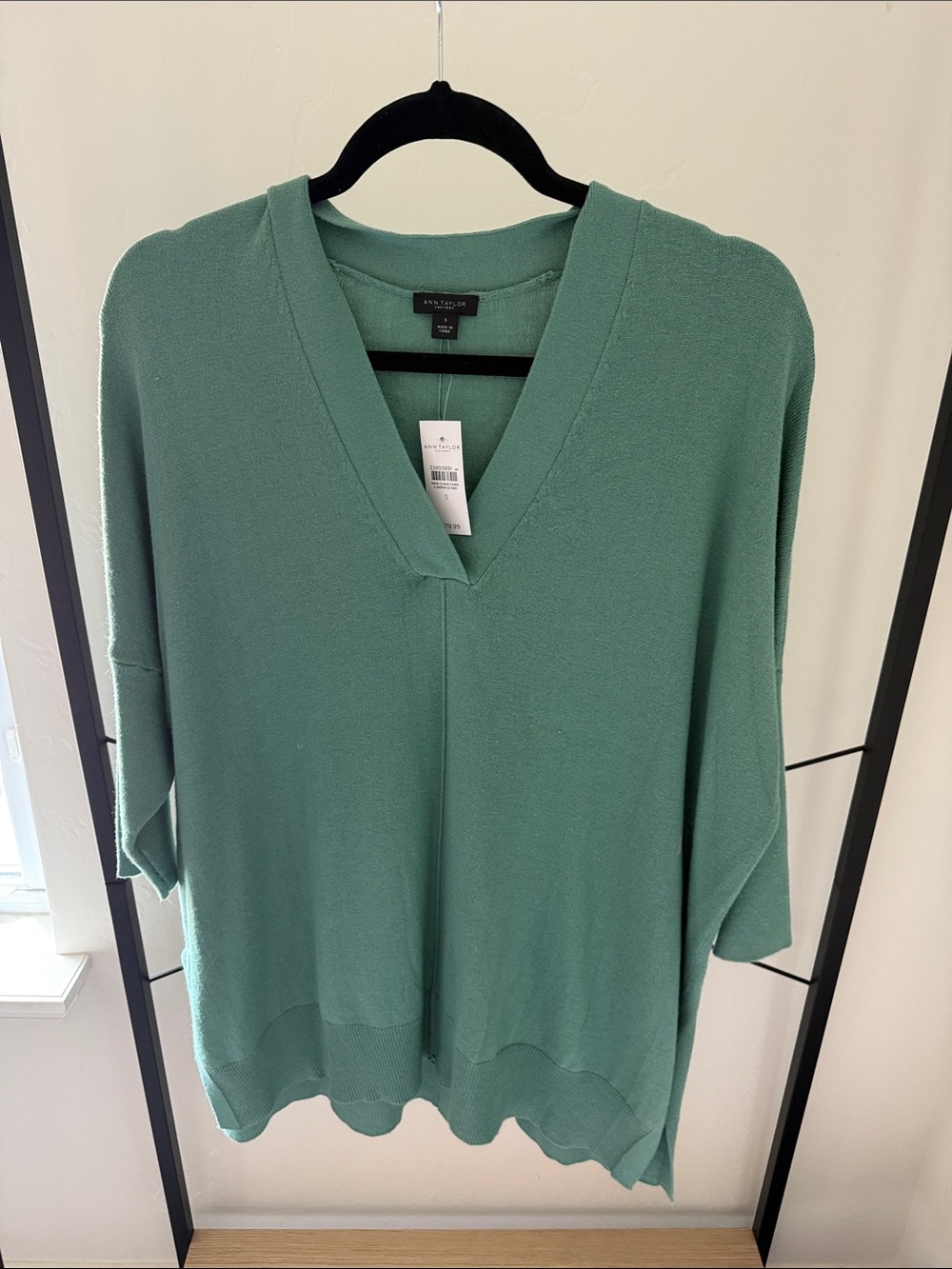 Ann Taylor Seafoam Green V-Neck Sweater